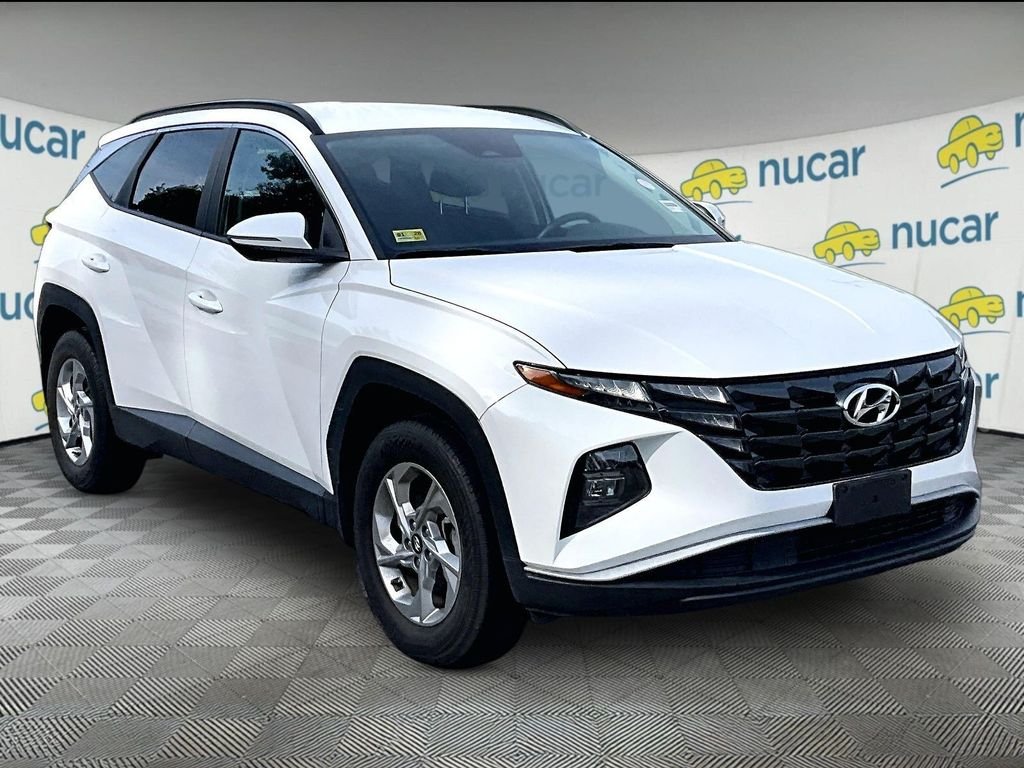 Used 2023 White Hyundai SEL image 1