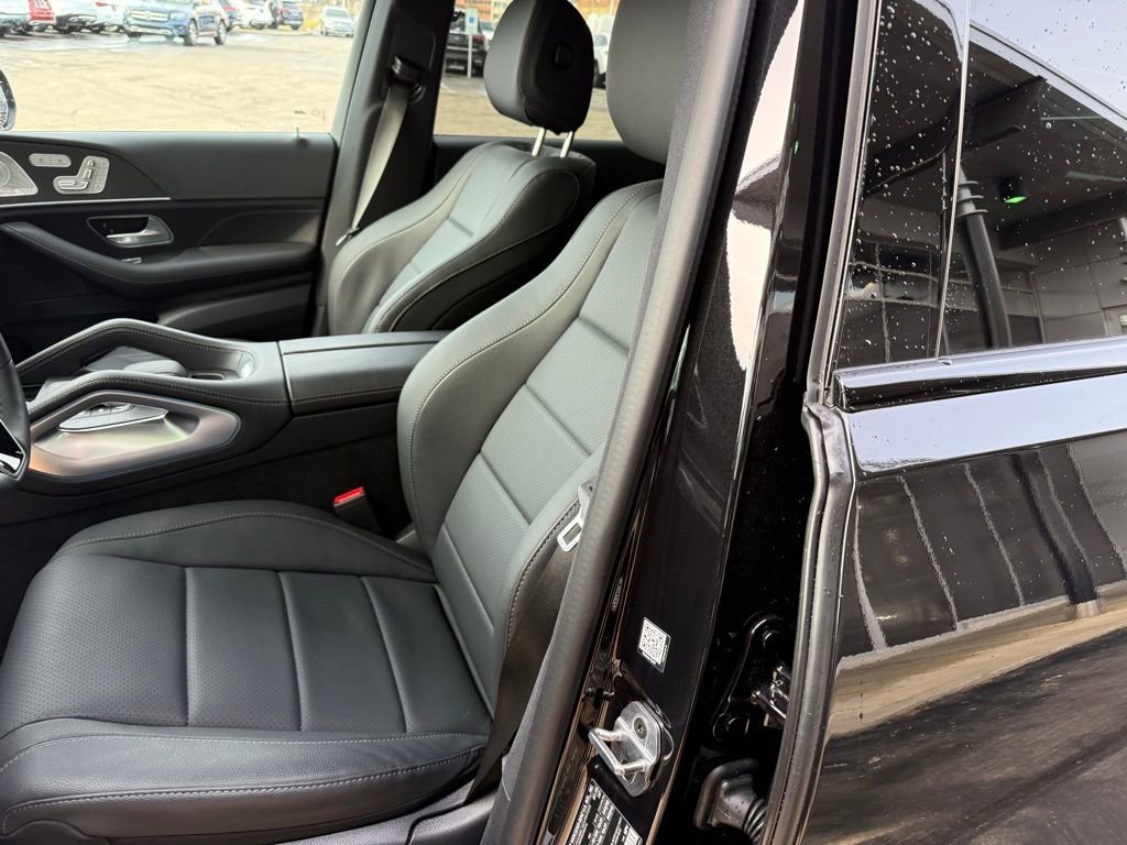New 2026 Obsidian Black Metallic Mercedes-Benz GLE 350 image 19