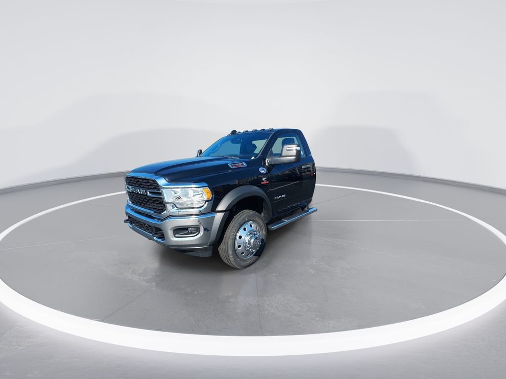 New 2024 Diamond Black Crystal Pearl-Coat Exterior Paint RAM SLT image 4
