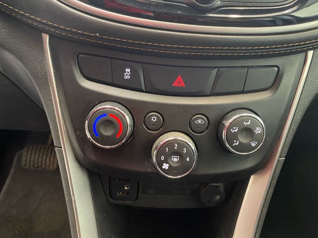 Used 2021 Red Chevrolet LT image 19