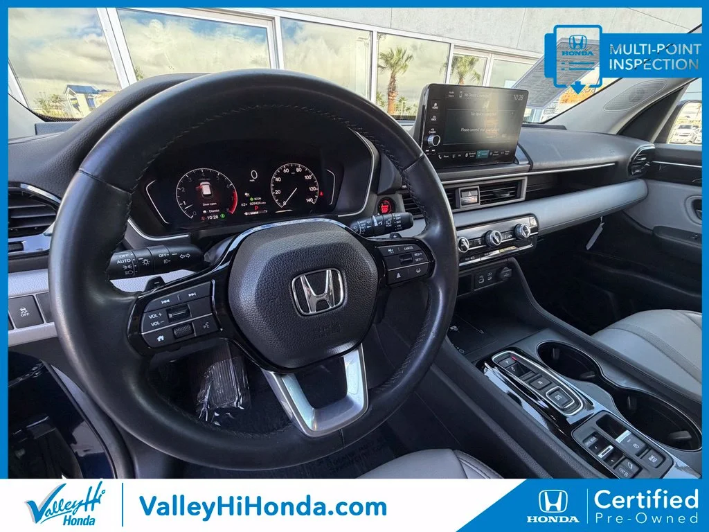 Certified Used 2025 Obsidian Blue Pearl Honda 2WD EX-L image 16