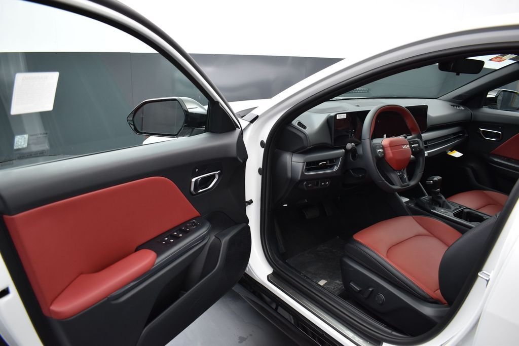 New 2026 Snow White Pearl Kia GT-Line image 5