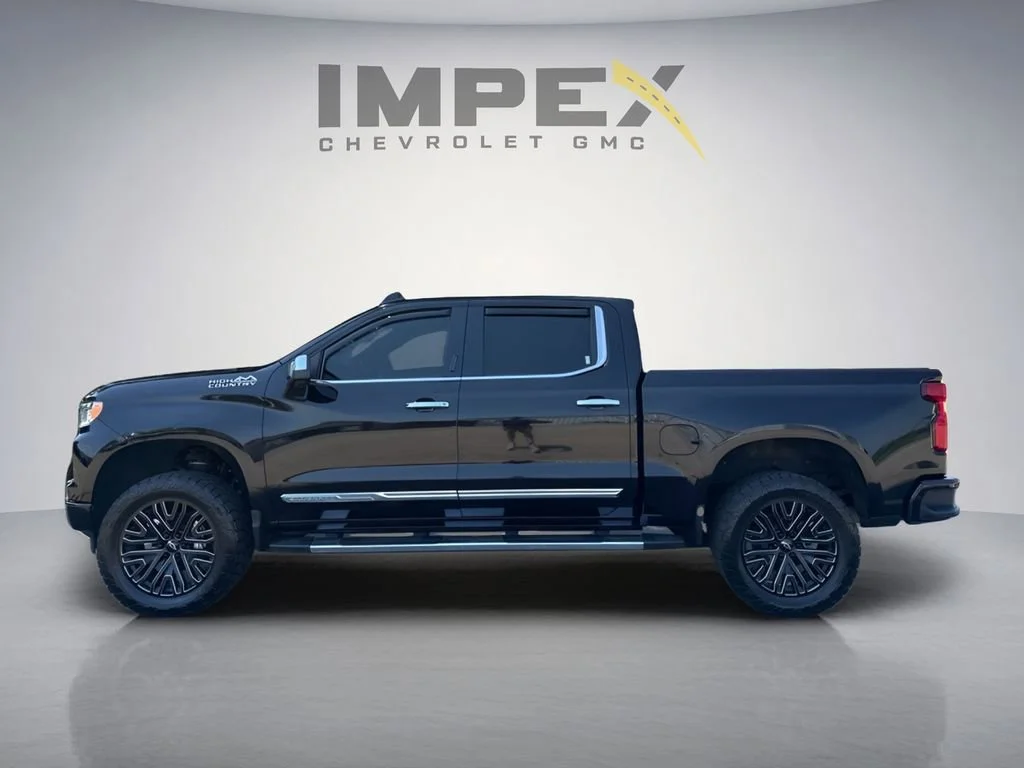 Used 2023 Black Chevrolet High Country image 2
