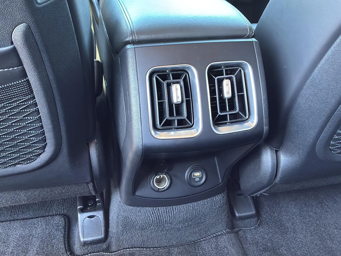 Used 2023 Everlasting Silver Kia S image 21
