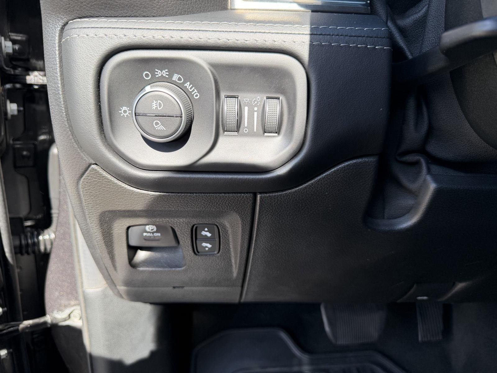 Used 2019 Granite Crystal Metallic Clearcoat Ram Limited image 21
