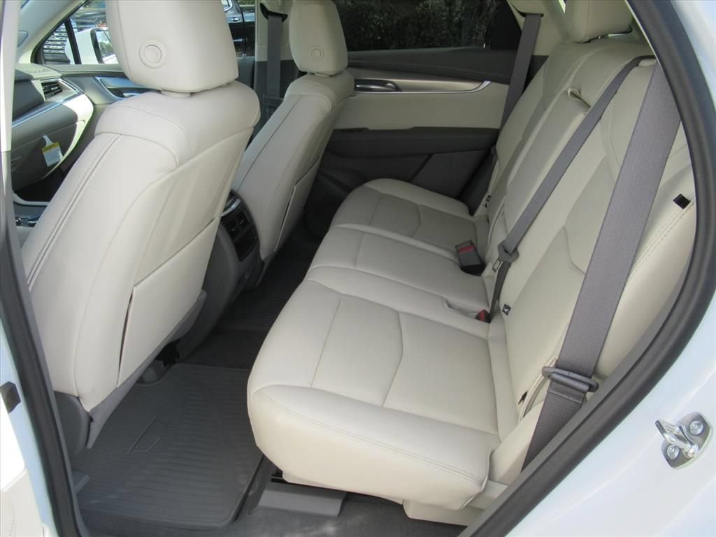 New 2026 Crystal White Tricoat Cadillac Premium Luxury image 34
