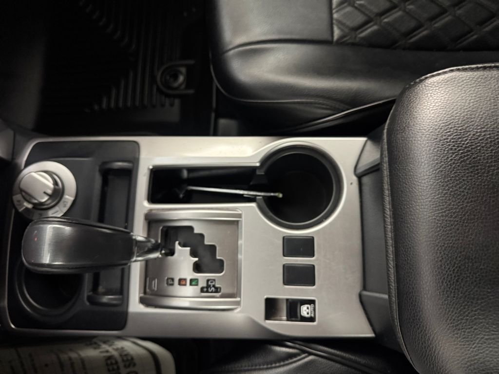 Used 2018 Gray Toyota SR5 image 23