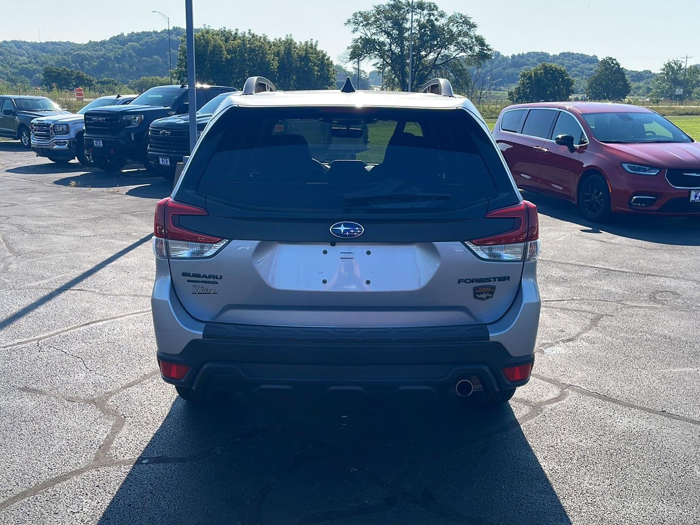 Used 2024 Ice Silver Metallic Subaru Wilderness image 4