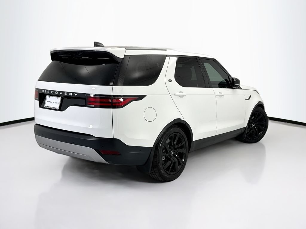 Certified Used 2025 Fuji White Land Rover S image 5