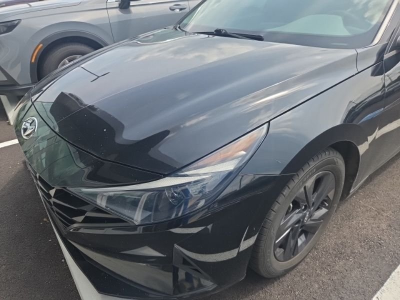 Used 2022 Black Hyundai SEL image 10