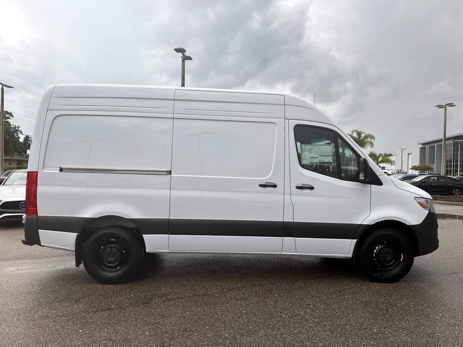 New 2026 Arctic White Sprinter Cargo 144 WB image 5
