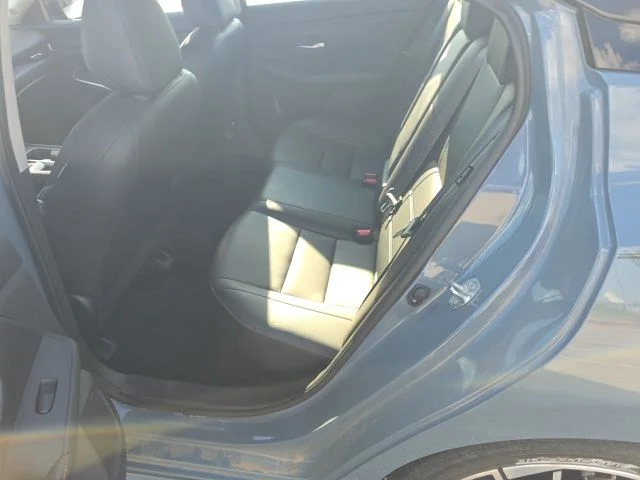 Used 2024 Gray Nissan SR image 13