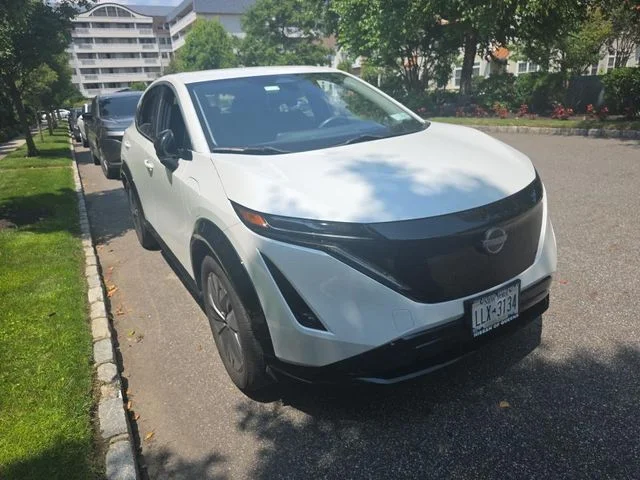 Used 2024 White Nissan ENGAGE image 1