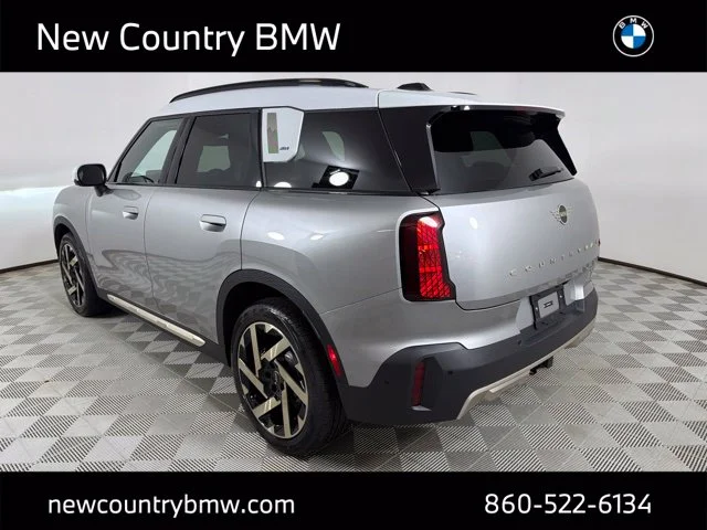 New 2027 Silver MINI Iconic image 5