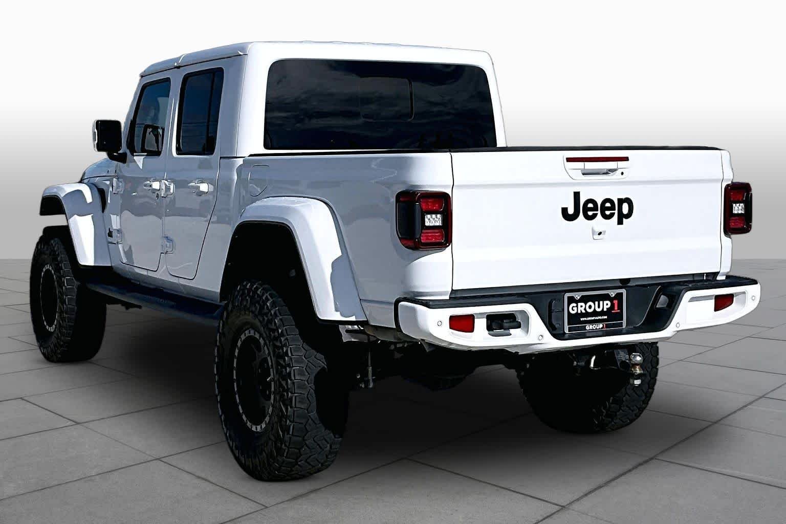 Used 2022 Bright White Clearcoat Jeep High Altitude image 12