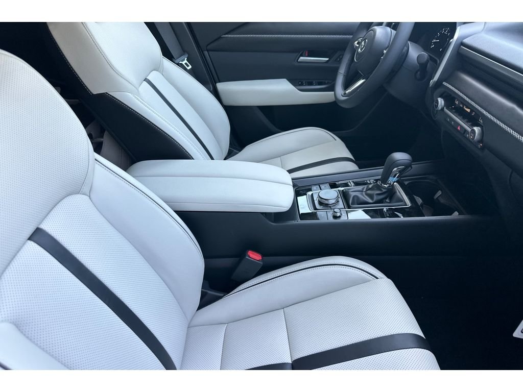 New 2026 Wind Chill Pearl Mazda 2.5 S Premium AWD image 15