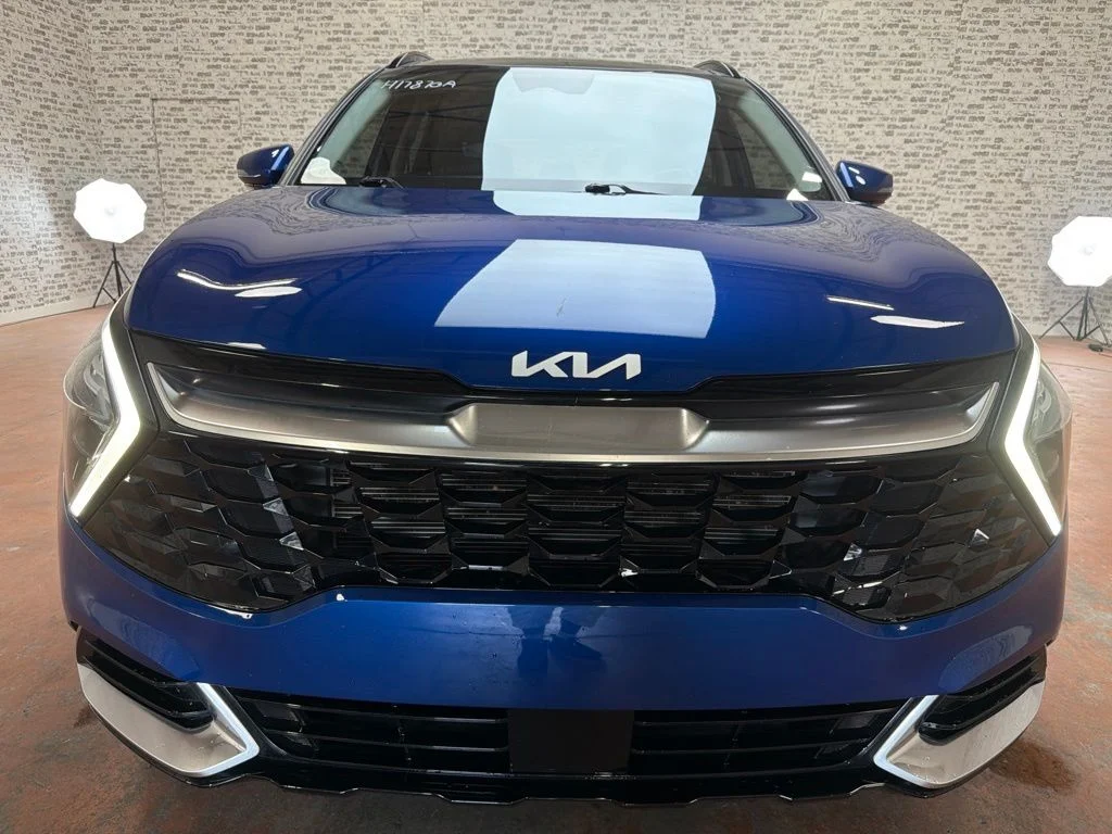 Used 2023 Sapphire Blue Kia SX image 2