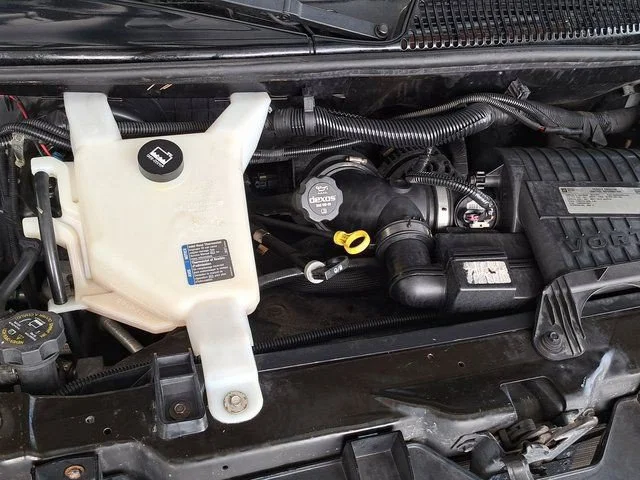 Used 2015 Black Chevrolet Work Van image 32