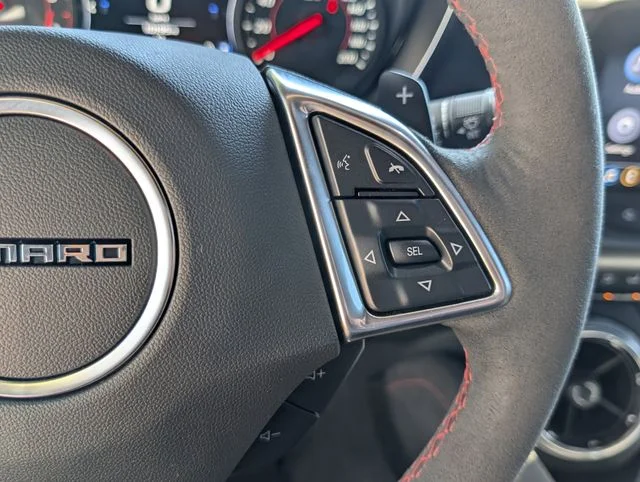 2020 Chevrolet Camaro ZL1 - Photo 13