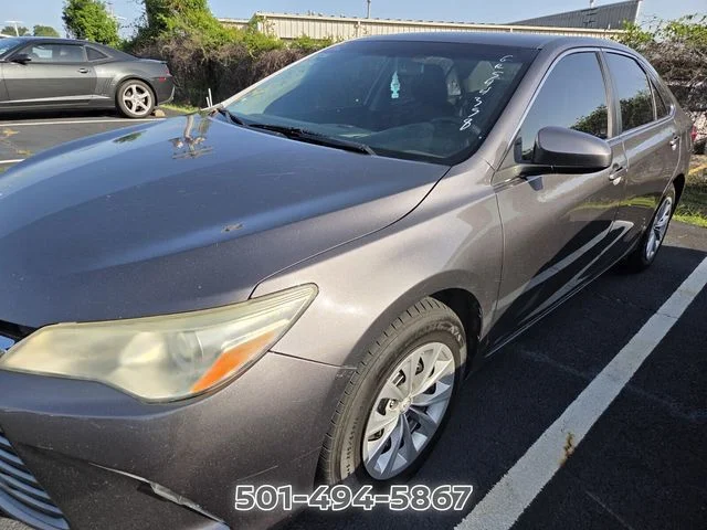 Used 2016 Gray Toyota LE image 5