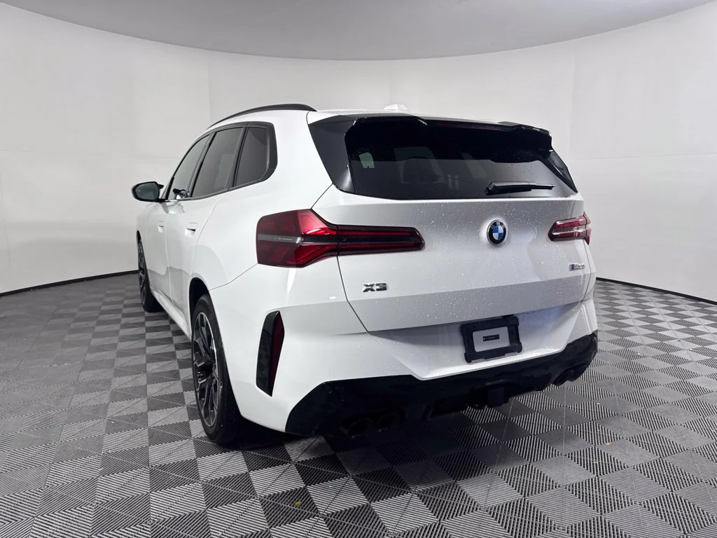 Certified Used 2025 Alpine White BMW M50 xDrive image 6