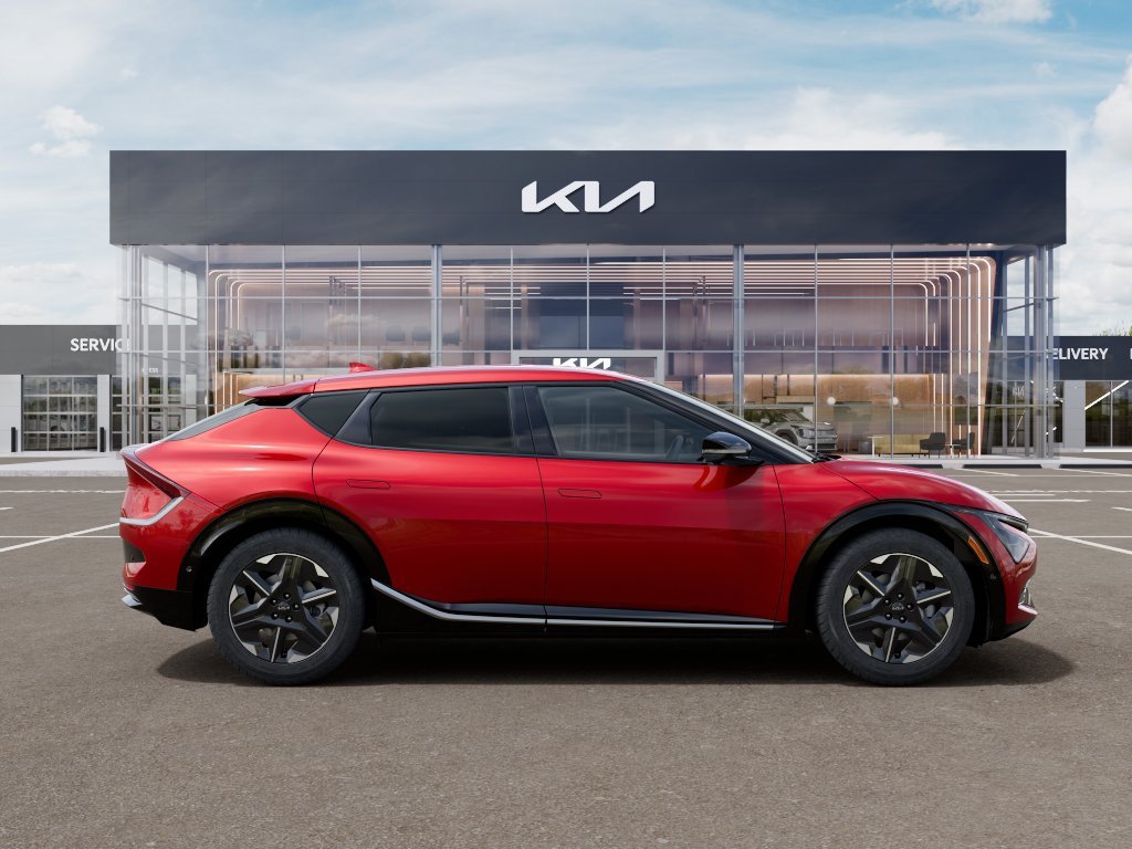 New 2026 Runway Red Kia Wind image 8