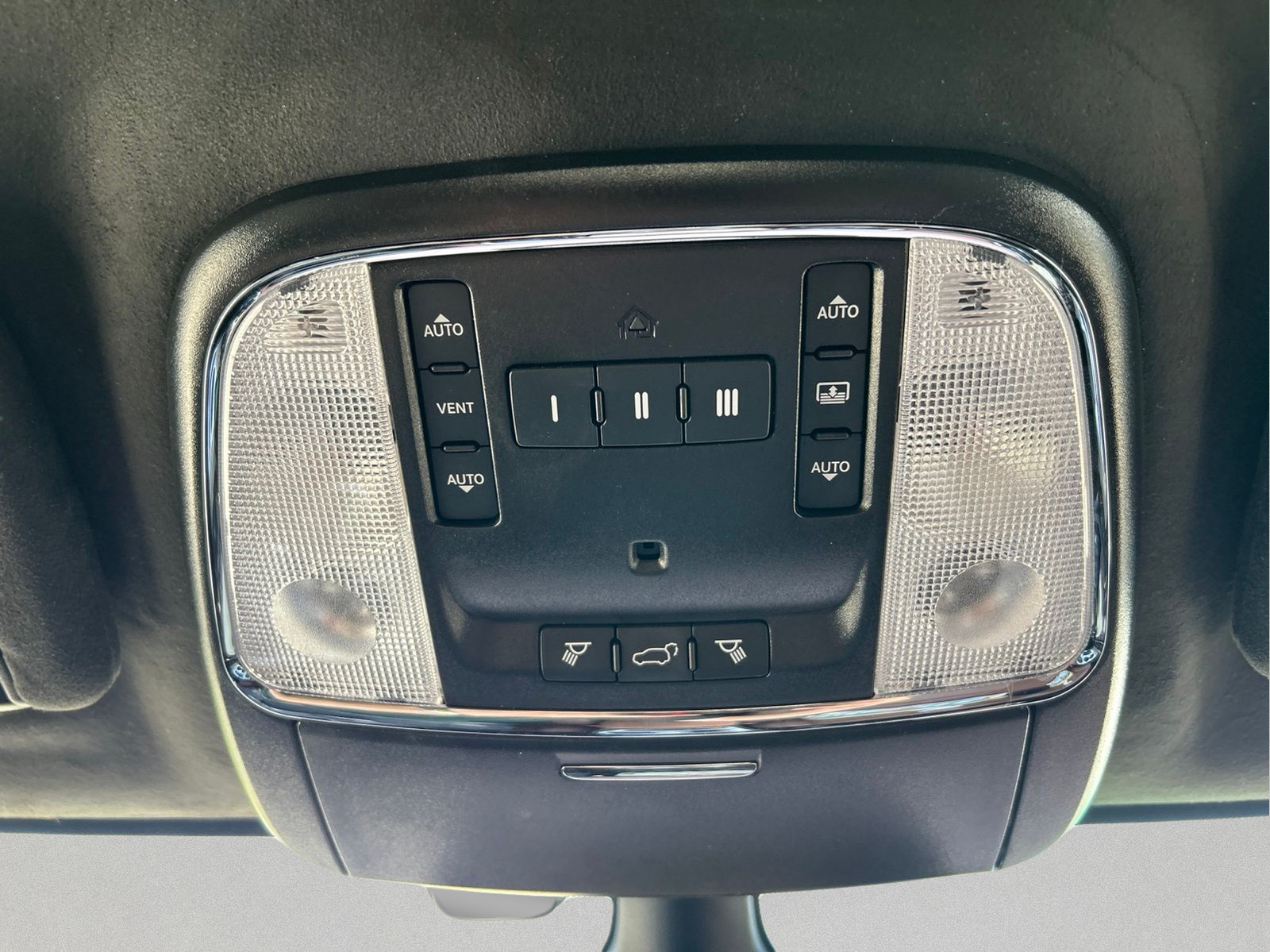 Certified Used 2021 White Jeep Summit image 35