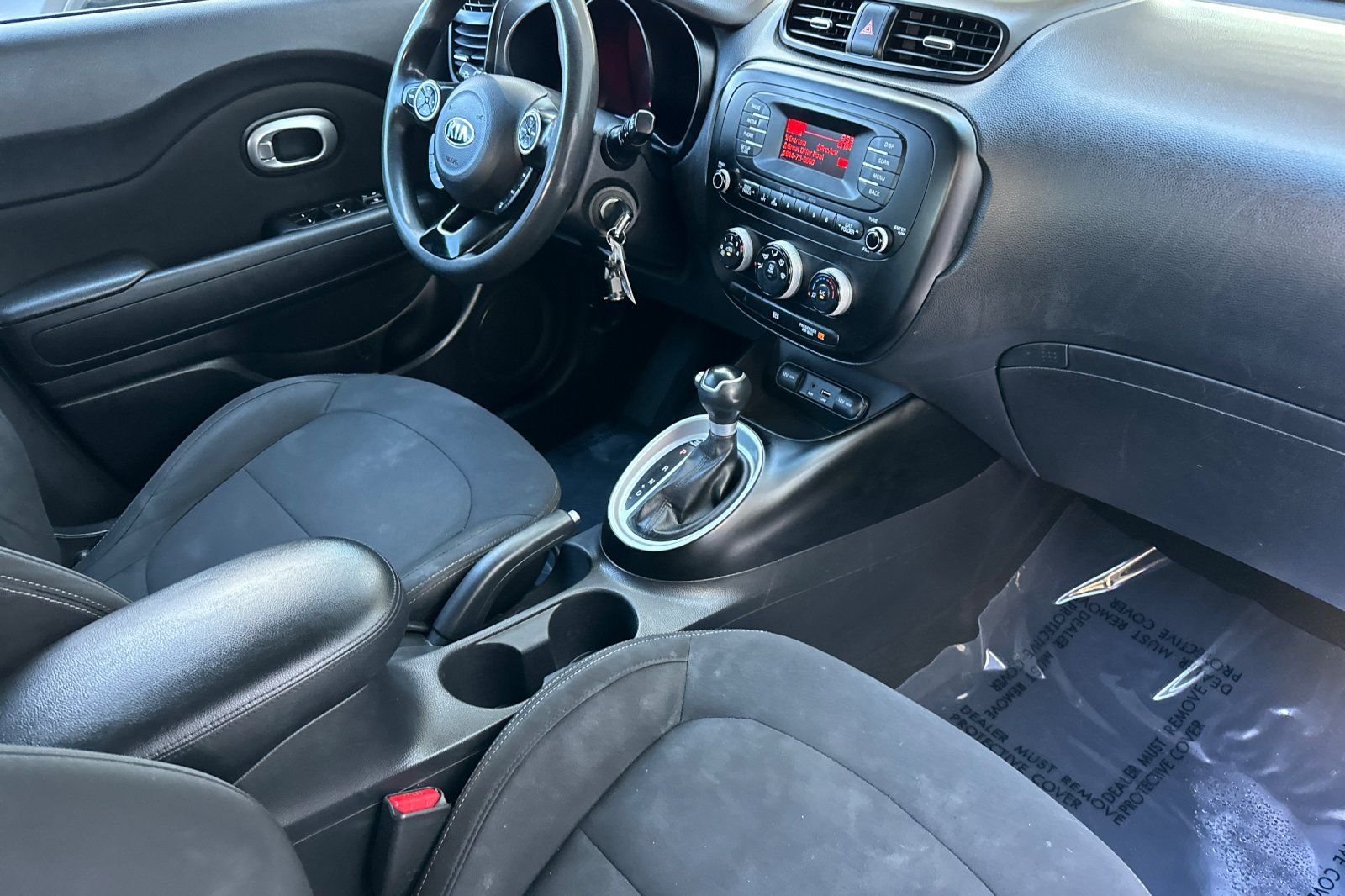Used 2016 Green Kia Base image 17