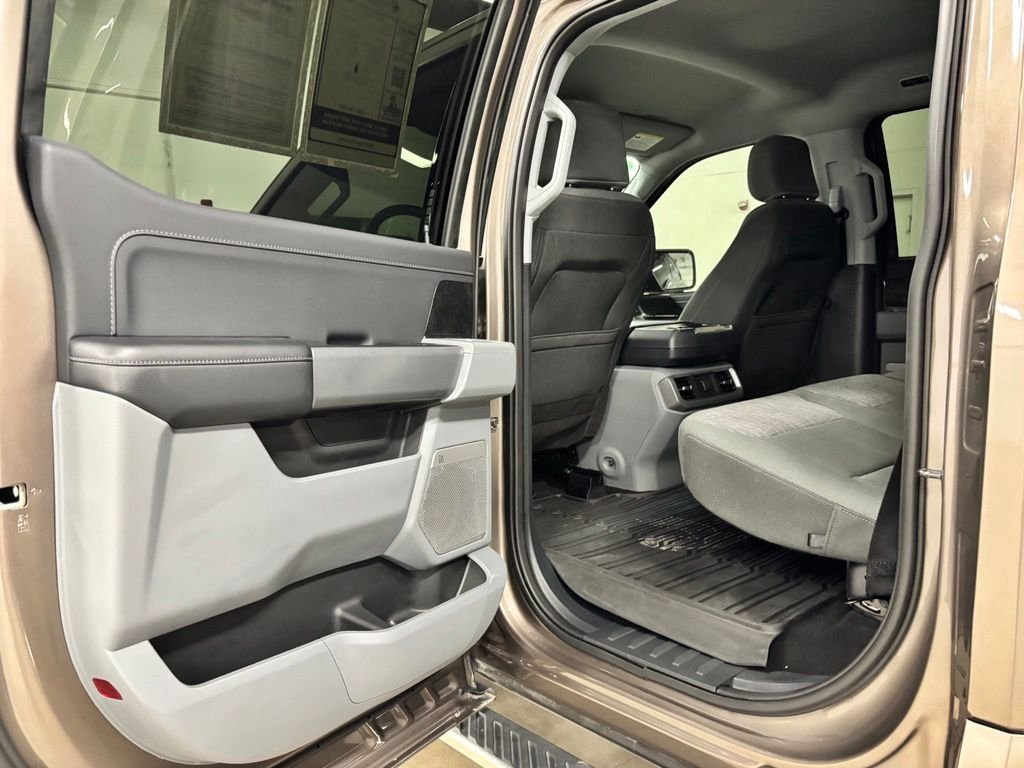 Used 2023 Gray Ford XLT image 19