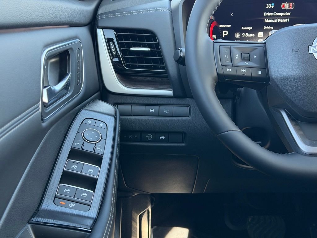 New 2026 Gun Metallic Nissan Platinum image 25