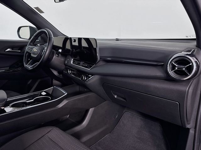 2025 Chevrolet Equinox LT - Photo 29