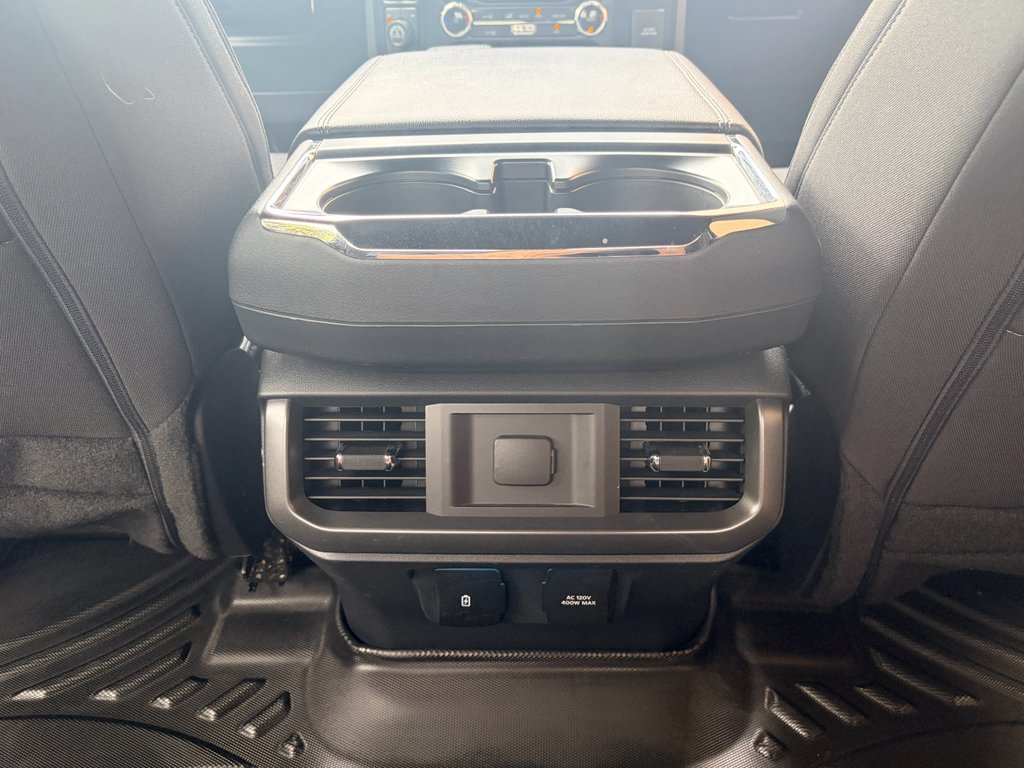 Used 2024 Agate Black Metallic Ford XLT image 28