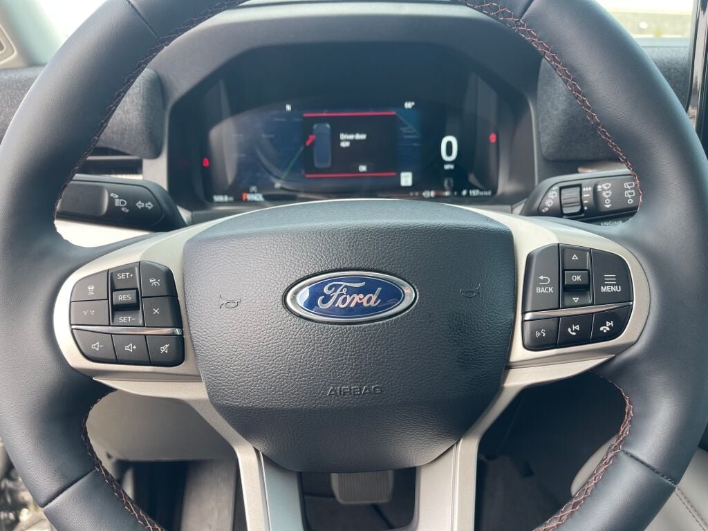 New 2026 Carbonized Gray Metallic Ford Active w/200A Pkg image 16