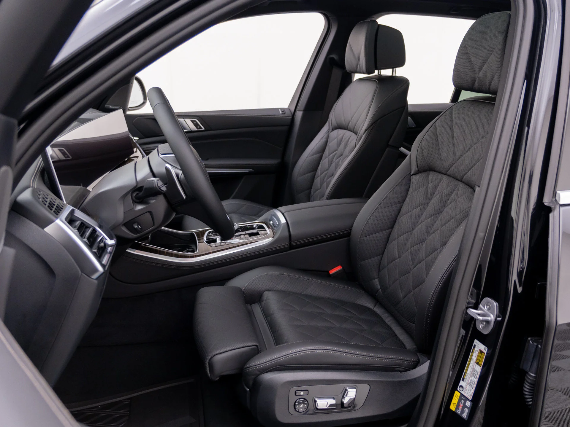 New 2026 Black BMW xDrive50e image 17