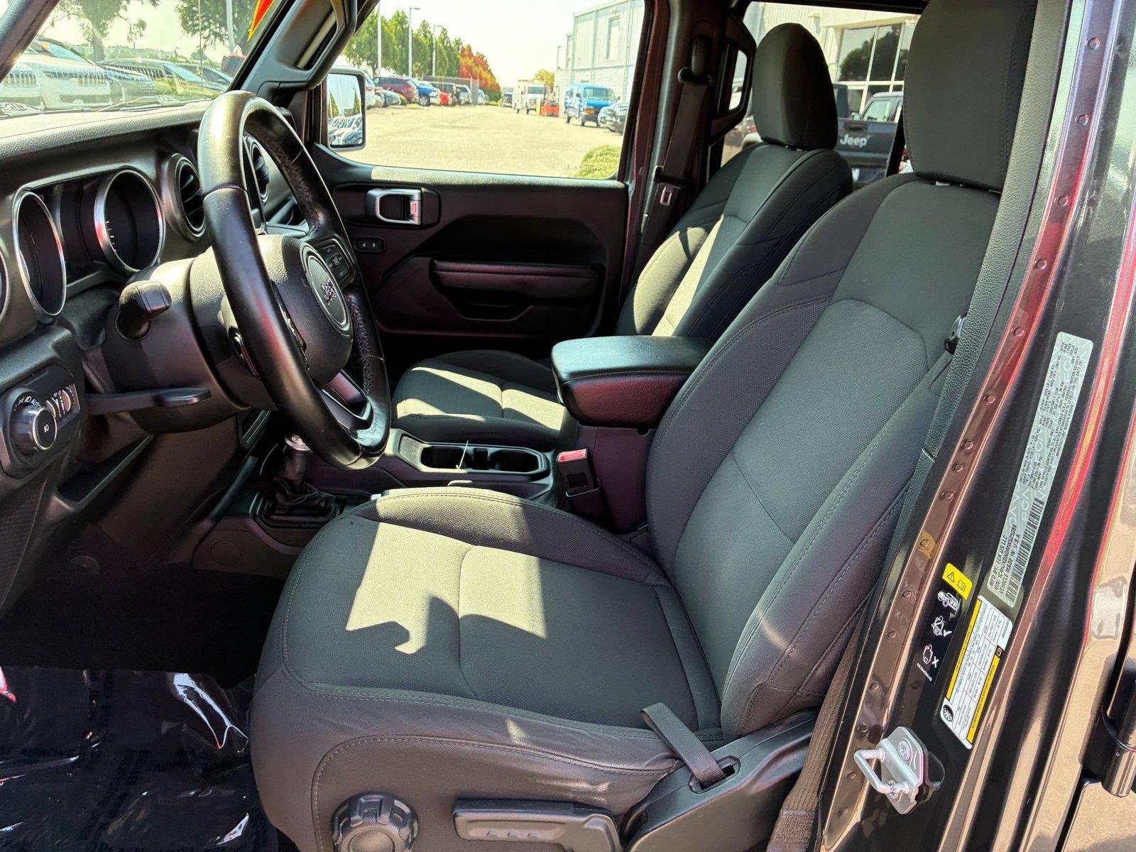 Used 2021 Granite Crystal Metallic Clearcoat Jeep Unlimited Sport S image 12