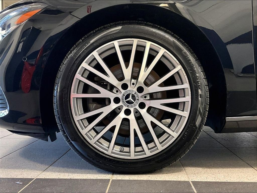 Used 2025 Silver Mercedes-Benz CLA 250 image 7