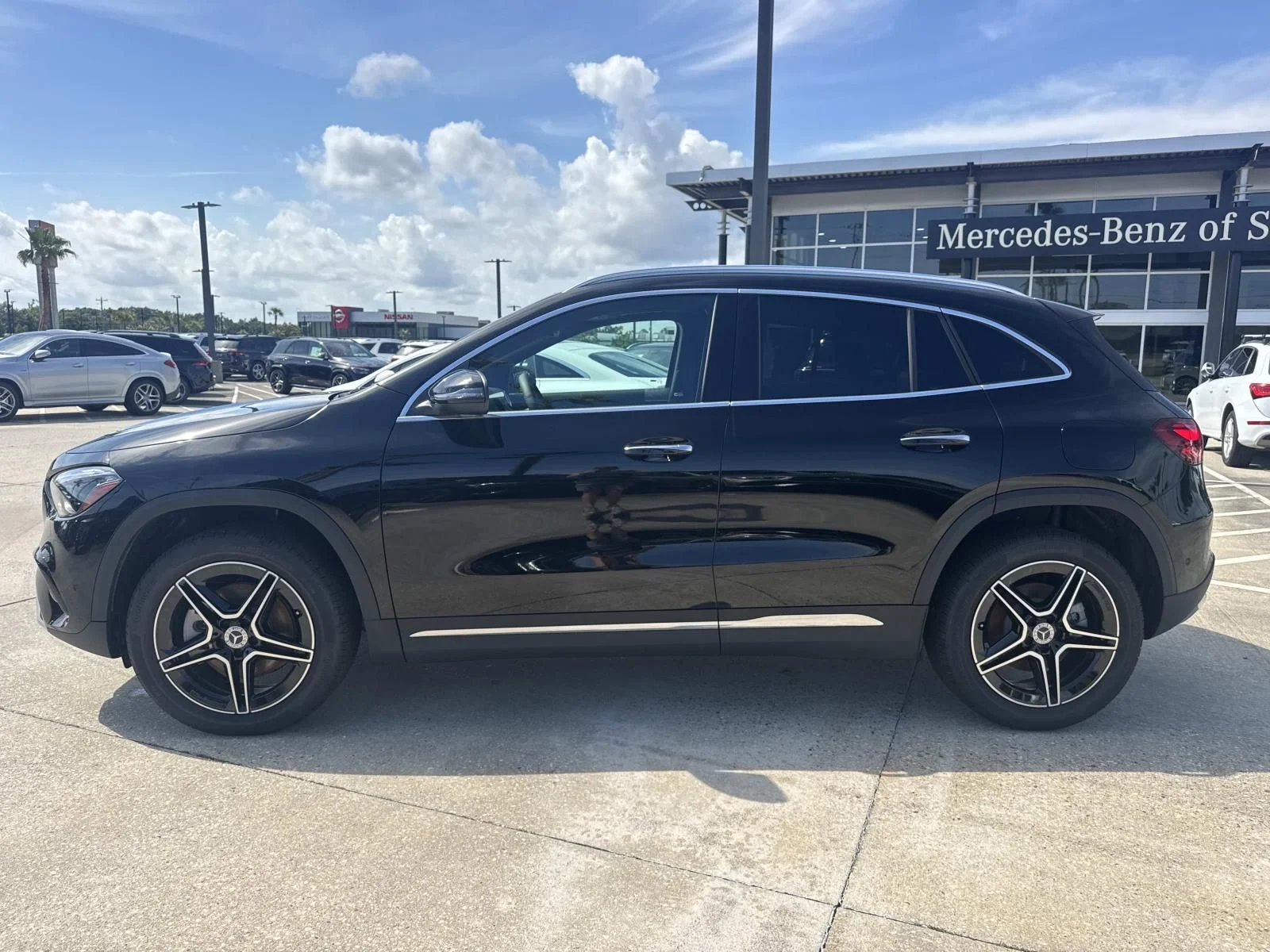 New 2026 Black Mercedes-Benz GLA 250 image 7