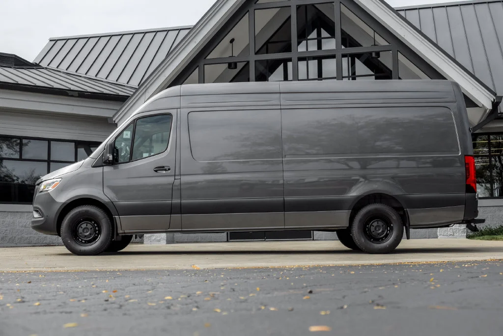 New 2026 Selenite gray metallic Mercedes-Benz Cargo 170 WB image 3
