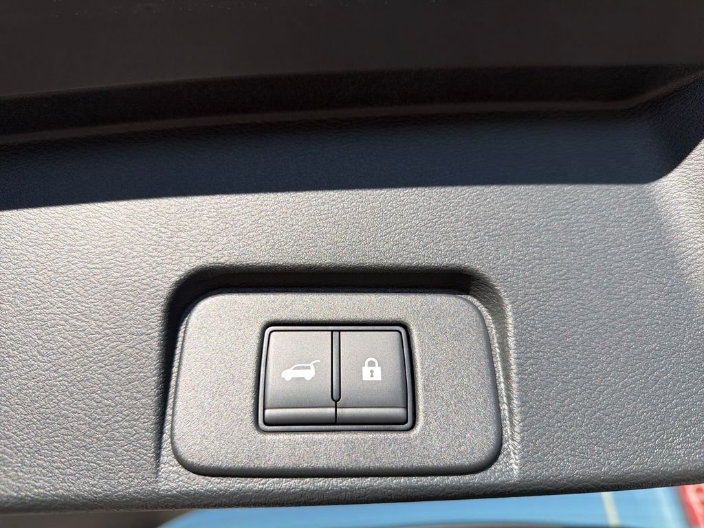 New 2026 Nissan Rogue Platinum 4D Sport Utility