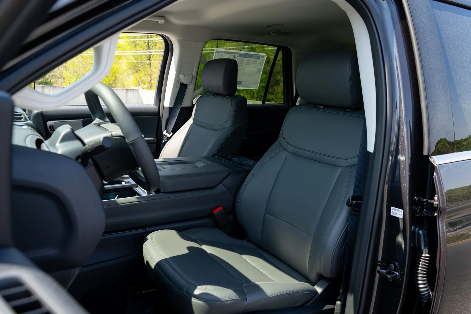 New 2026 Dark Matter Gray Metallic Ford Active image 15