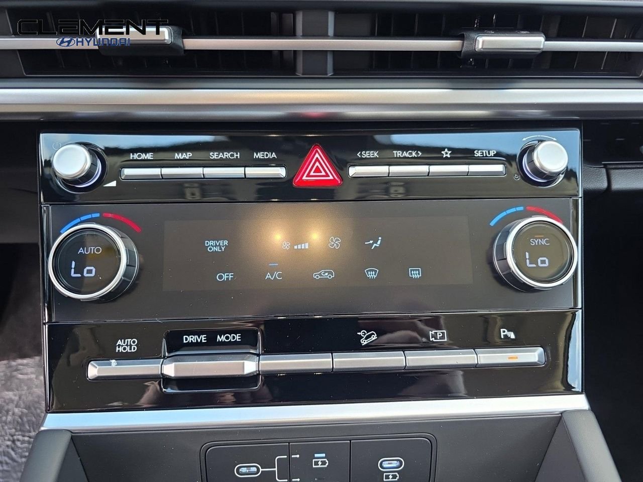New 2026 Silver Hyundai SE image 21