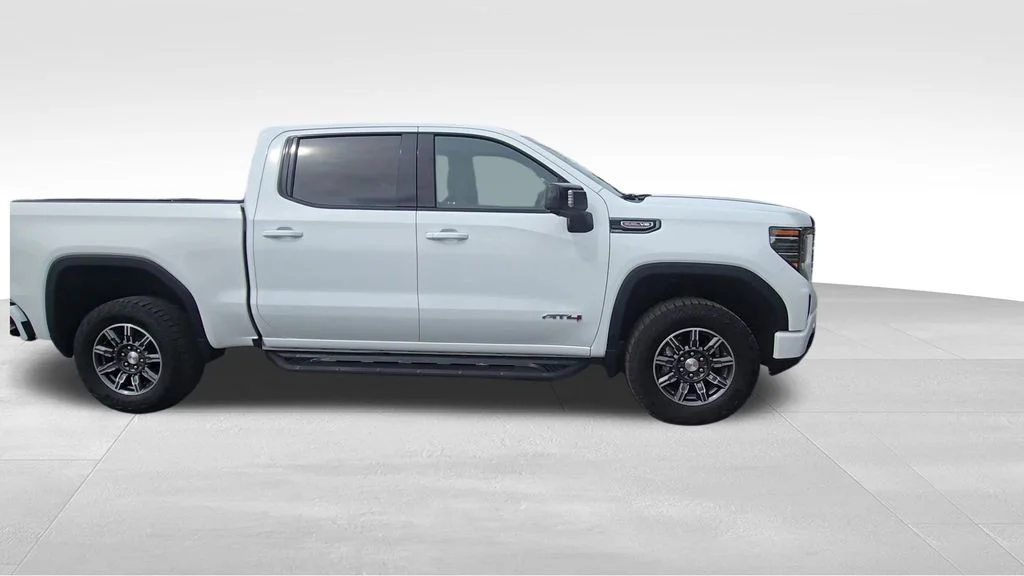 2024 GMC Sierra 1500 AT4 - Photo 9
