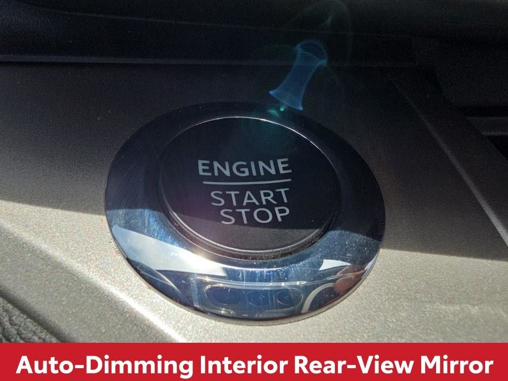 Used 2023 Silver Ford XLT image 25