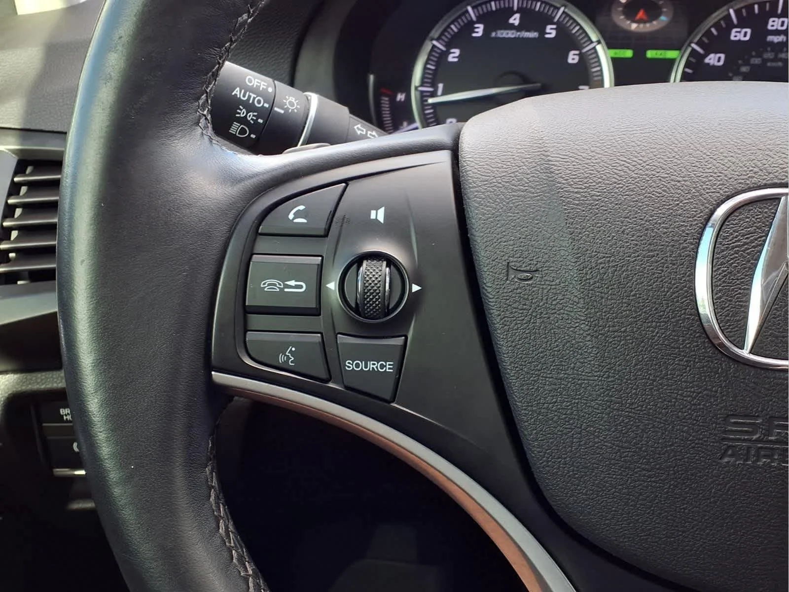 Used 2020 Platinum White Pearl Acura w/Technology Pkg image 22