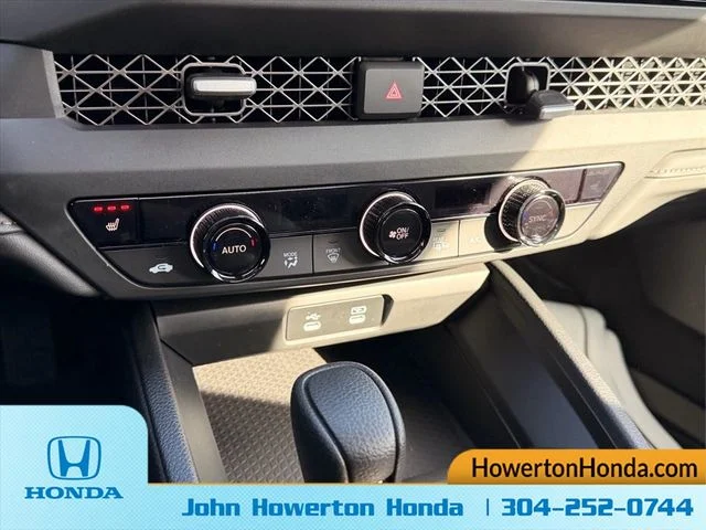 New 2025 White Honda SE image 14