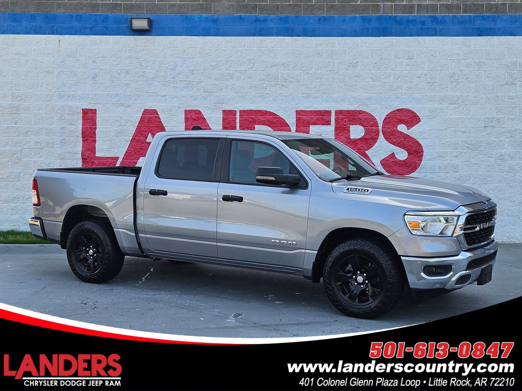 2023 RAM 1500 Big Horn/Lone Star 4x4 Crew Cab 5'7's photo