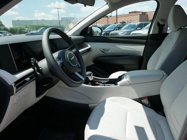 New 2026 Hampton Gray Hyundai SE image 6
