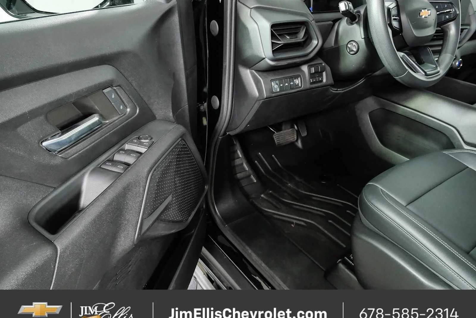 New 2024 Black Chevrolet Work Truck image 7