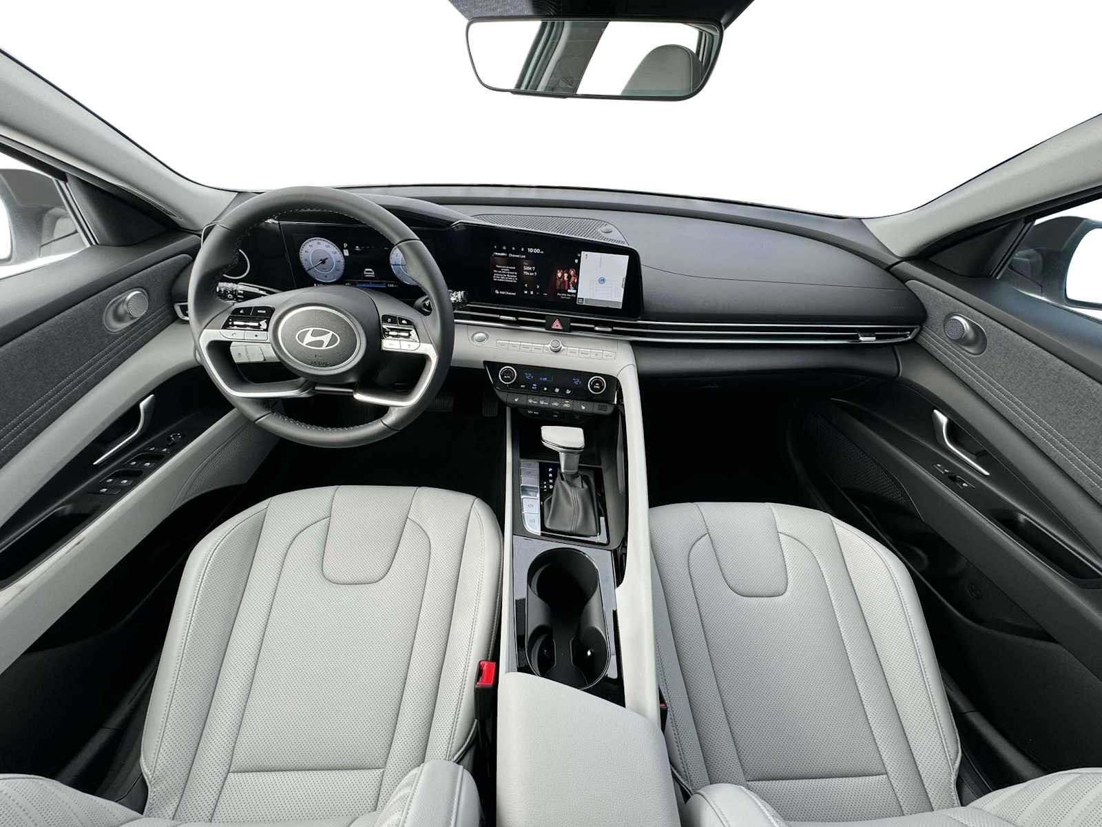 Used 2025 Intense Blue Hyundai Limited image 13