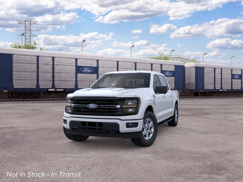 New 2026 Oxford White Ford XLT image 2